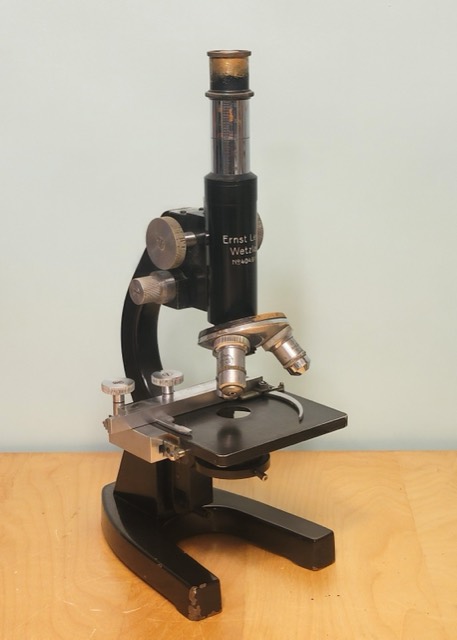 Ernst Leitz Wetzlar Model GT Microscope, No. 404910, photograph 7