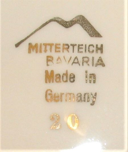 Mitterteich Bavarian Porcelain Portrait Plate of a Maiden, photograph 3
