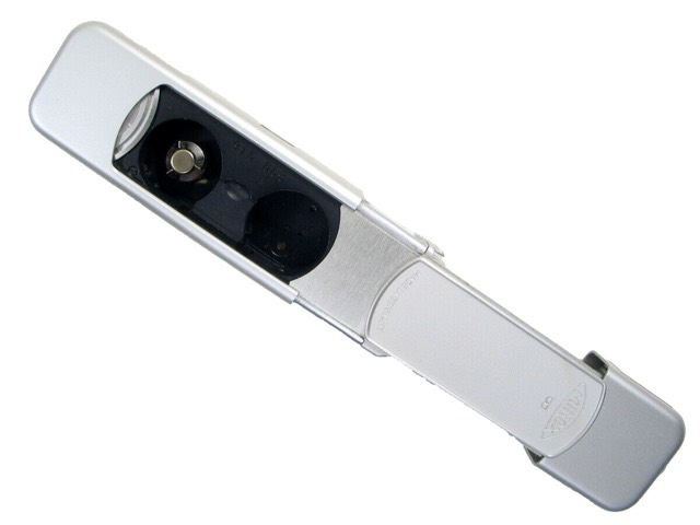 Minox B Subminiature Camera with Flash and Leather Case, photograph 5