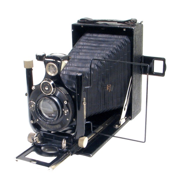 Voigtländer Avus 9 x 12 cm Folding Press Camera, photograph 3