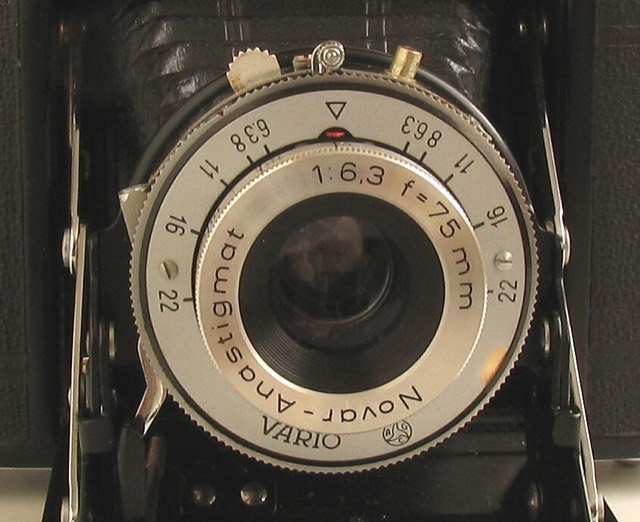 Zeiss Ikon Nettar II 517/16 Folding Camera, photograph 4