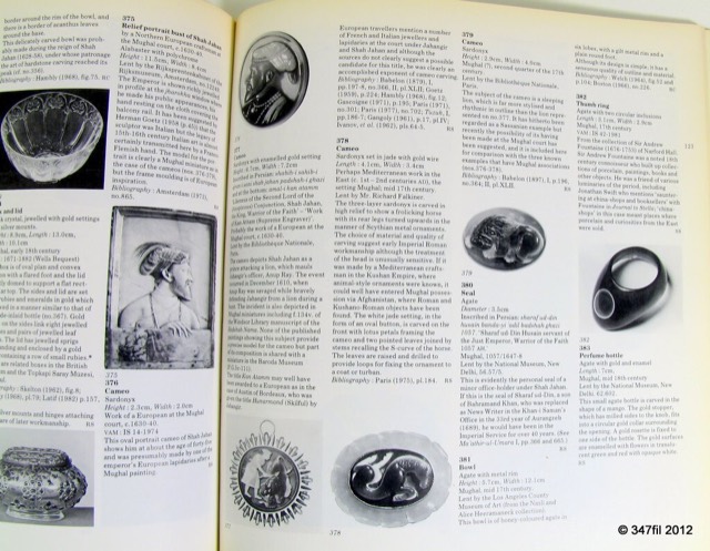 The Indian Heritage: Court Life and Arts under Mughal Rule, photograph 12