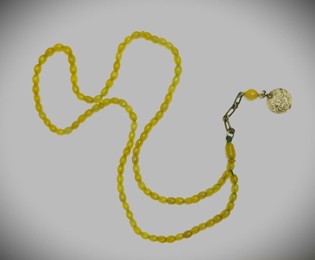 Shah Maqsood Serpentine Tesbih of Ninety-Nine Beads, photograph 3
