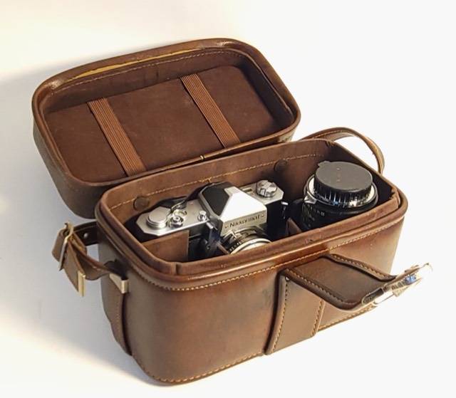 Nikon Nikkormat FT-N 35mm SLR Kit with Two Lenses, photograph 4