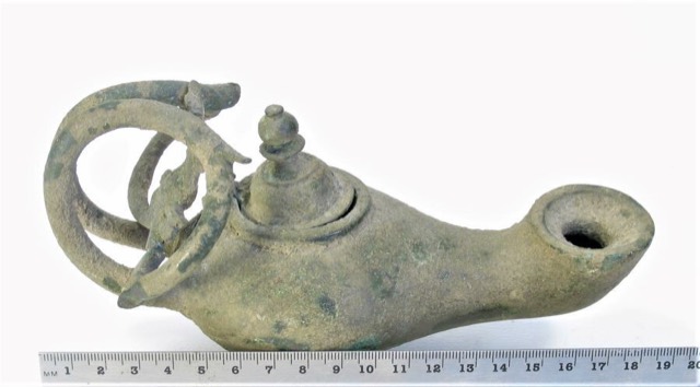 Byzantine Bronze Oil Lamp with Orthodox Cross, photograph 5