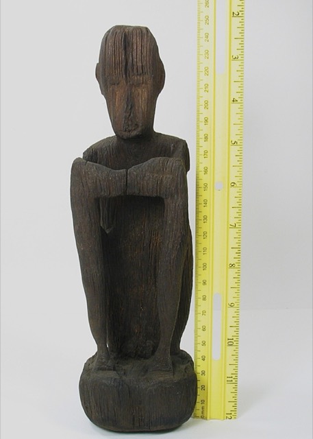 Ifugao Seated Bulul (Anito) Rice Guardian, photograph 8