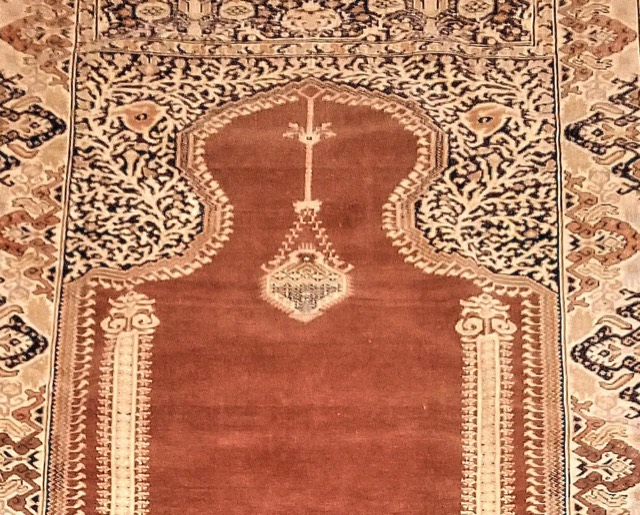 Antique Gordes Prayer Rug (Seccade), Western Anatolia