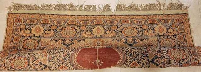 Antique Gordes Prayer Rug (Seccade), Western Anatolia, photograph 5