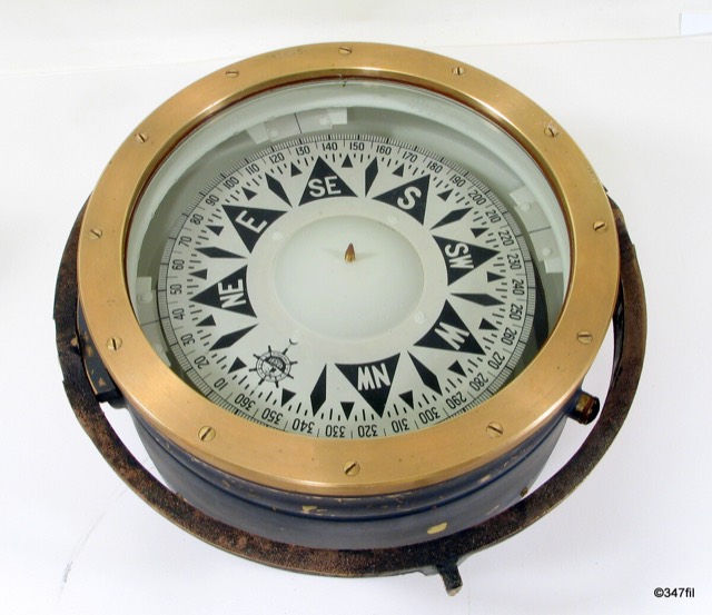 ARKAS Magnetic Liquid Marine Compass, Copenhagen, photograph 2
