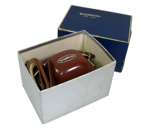Voigtländer Vito C, 1756–1956 Bicentennial Edition, Boxed, photograph 2