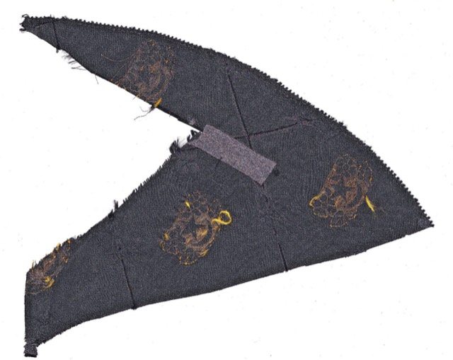 Ottoman Silk Textile Fragment with Gilt Silver Embroidery, photograph 4