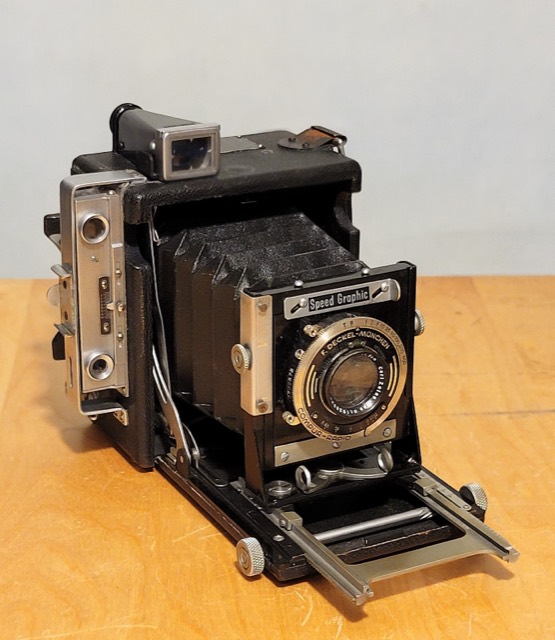 Graflex Speed Graphic 2¼ × 3¼, circa 1943, with Case
