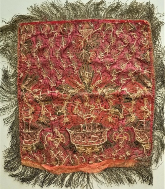 Ottoman Embroidered Pillow Cover, Silk and Gilt Silver Thread, photograph 5