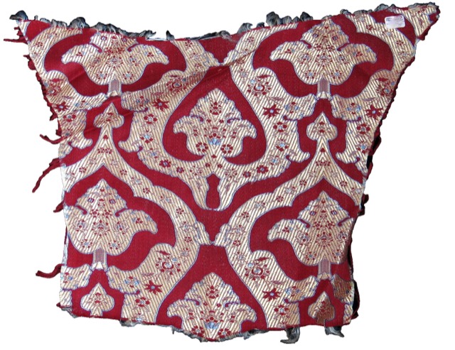 Ottoman Court Silk Brocade Fragment, Bursa or Istanbul, photograph 2