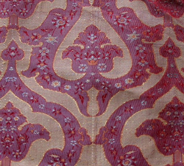 Ottoman Court Silk Brocade Fragment, Bursa or Istanbul, photograph 3
