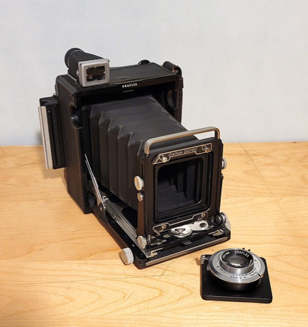 Graflex Century Graphic Medium Format Press Camera, circa 1950, photograph 4