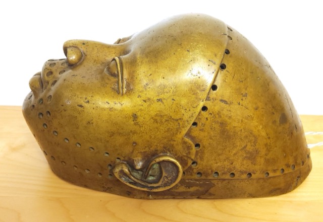 Cast Bronze Mask in the Ife Manner, Yoruba Peoples, photograph 5