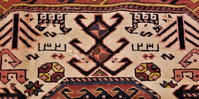 Caucasian Göbekli Kazak Rug, Dated ١٣٢١ (1904), photograph 3